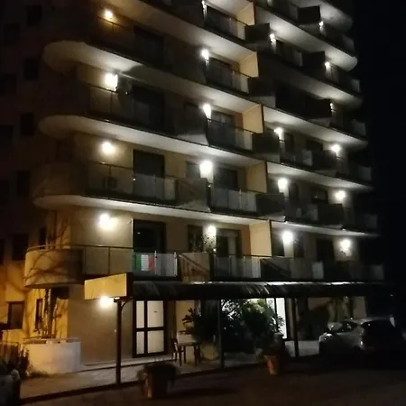 キャンパス 3* バーリ