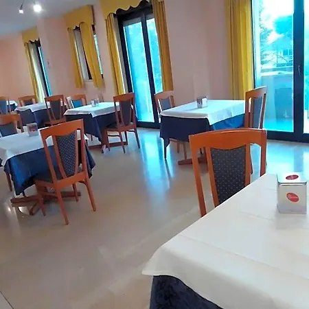 Campus 3* בארי